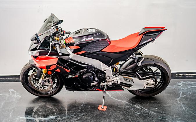 2022 Aprilia RSV4 1100 Factory
