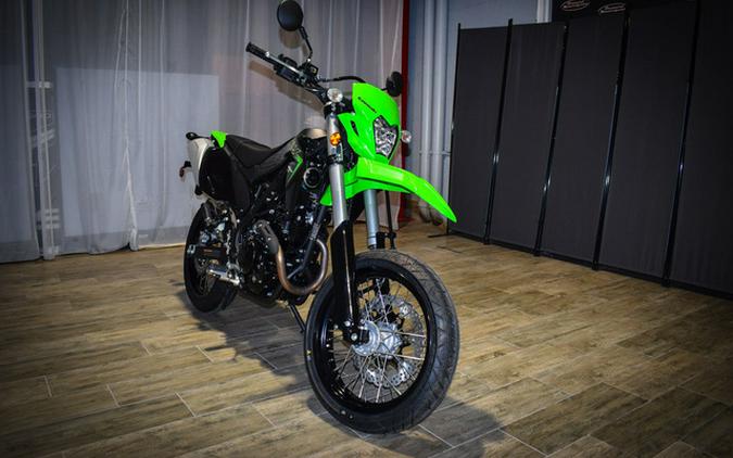 2023 Kawasaki KLX230SM Review [A Dozen Fast Facts]