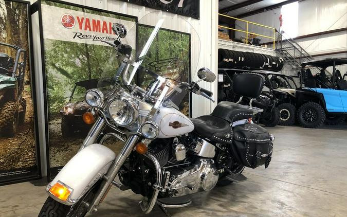 2008 Harley-Davidson® FLSTC - Heritage Softail®