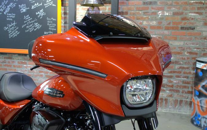 2024 Harley-Davidson® Street Glide® Whiskey Fire