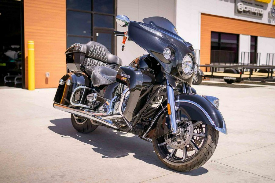 2018 Indian Motorcycle® Roadmaster® ABS Thunder Black