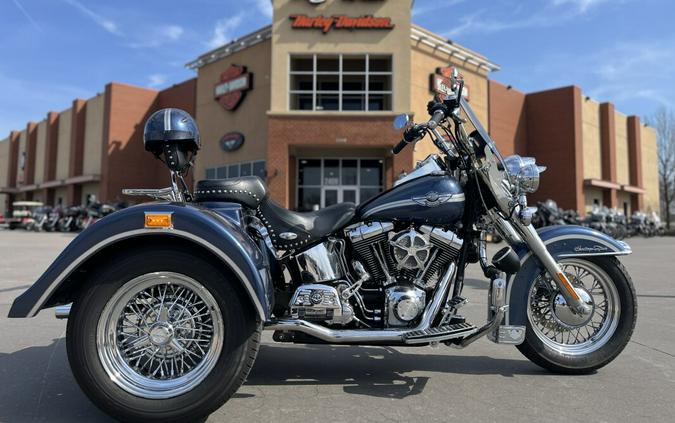 2003 Harley-Davidson® FLSTCI Heritage Softail® Classic Blue Burst