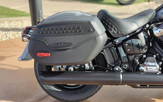 2026 Harley-Davidson® FLHC - Heritage Classic