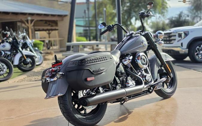 2026 Harley-Davidson® FLHC - Heritage Classic