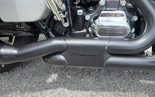 2019 Harley-Davidson® FLHXSE - CVO™ Street Glide®