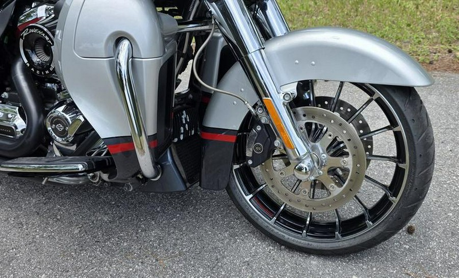 2019 Harley-Davidson® FLHXSE - CVO™ Street Glide®