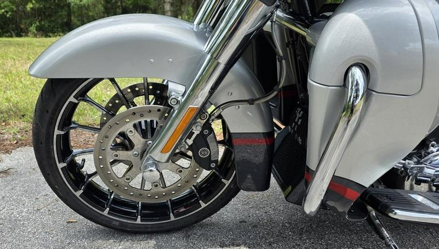 2019 Harley-Davidson® FLHXSE - CVO™ Street Glide®