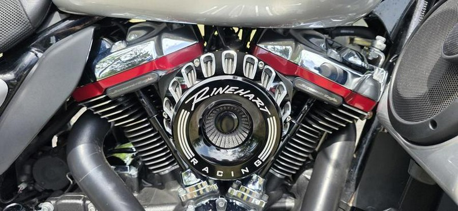 2019 Harley-Davidson® FLHXSE - CVO™ Street Glide®