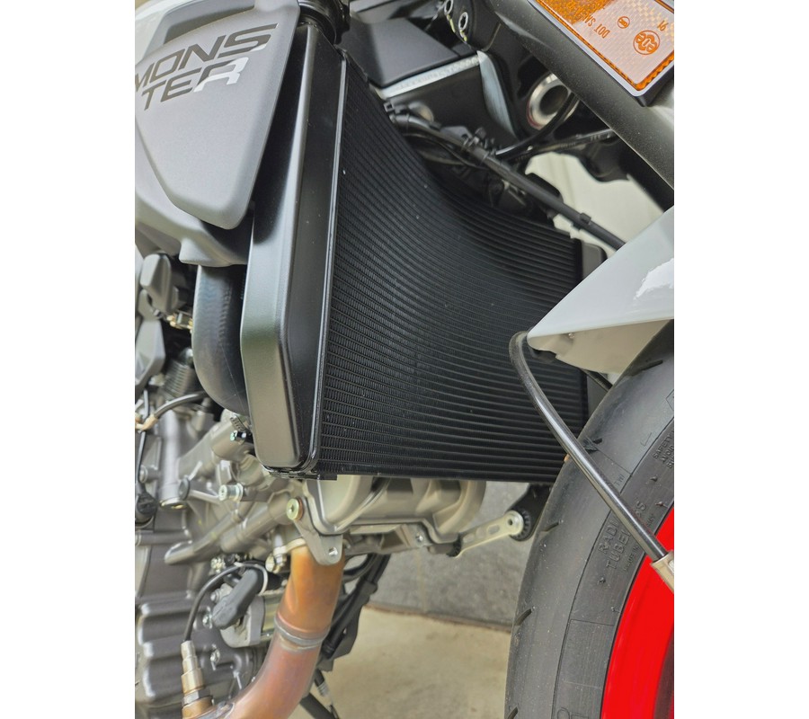 2026 DUCATI Monster + V2