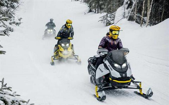 2024 Ski-Doo MXZ Adrenaline with Blizzard Package 129 600R E-TEC ES Ice Ripper XT 1.25