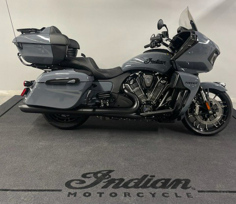 2024 Indian Motorcycle Pursuit Dark Horse® with PowerBand Audio Package-$2000 TRADE IN CREDIT