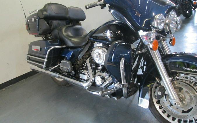 2013 Harley-Davidson® FLHTCU - Electra Glide® Ultra Classic®