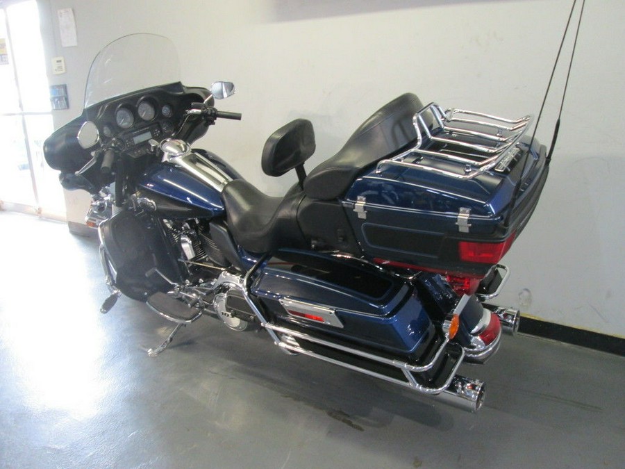 2013 Harley-Davidson® FLHTCU - Electra Glide® Ultra Classic®