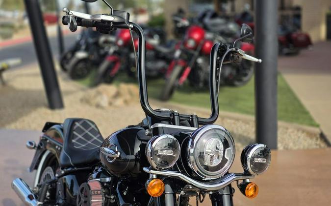 2019 Harley-Davidson® FLHC - Softail® Heritage Classic