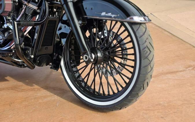 2019 Harley-Davidson® FLHC - Softail® Heritage Classic