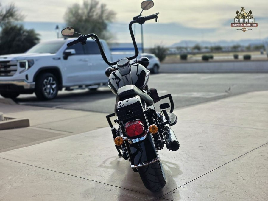 2019 Harley-Davidson® FLHC - Softail® Heritage Classic