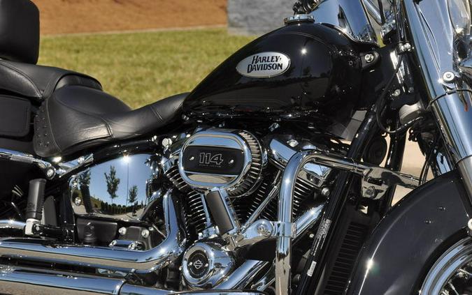 2023 Harley-Davidson® FLHCS - Heritage Classic