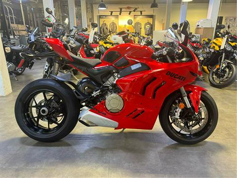 2024 Ducati Panigale V4