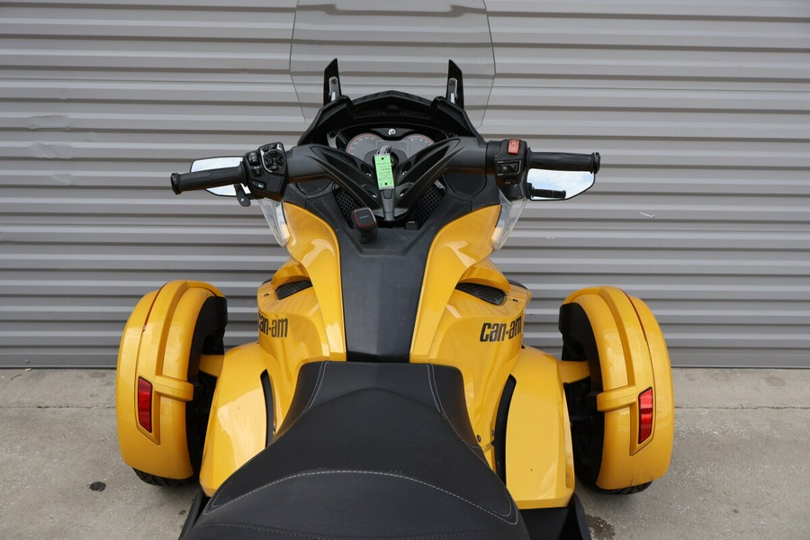 2013 Can-Am Spyder ST-S SE5