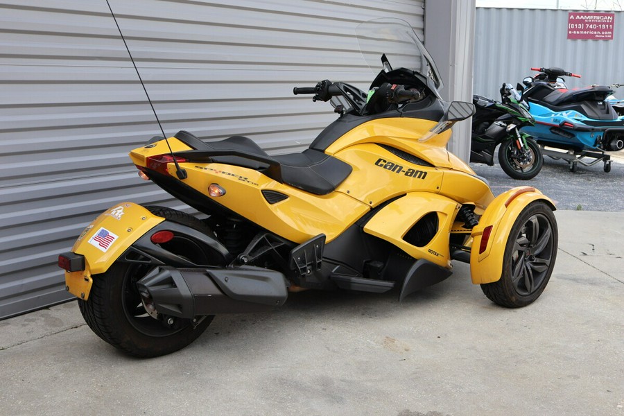 2013 Can-Am Spyder ST-S SE5