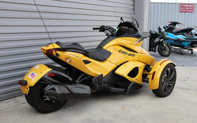 2013 Can-Am Spyder ST-S SE5