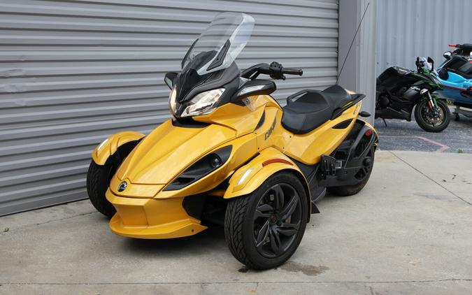 2013 Can-Am Spyder ST-S SE5