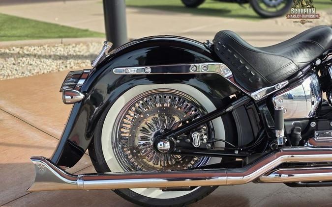 2022 Harley-Davidson® FLHCS - Heritage Classic 114