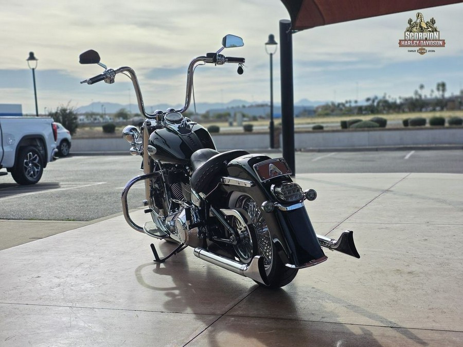 2022 Harley-Davidson® FLHCS - Heritage Classic 114