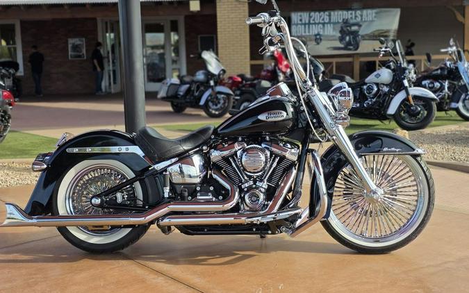 2022 Harley-Davidson® FLHCS - Heritage Classic 114