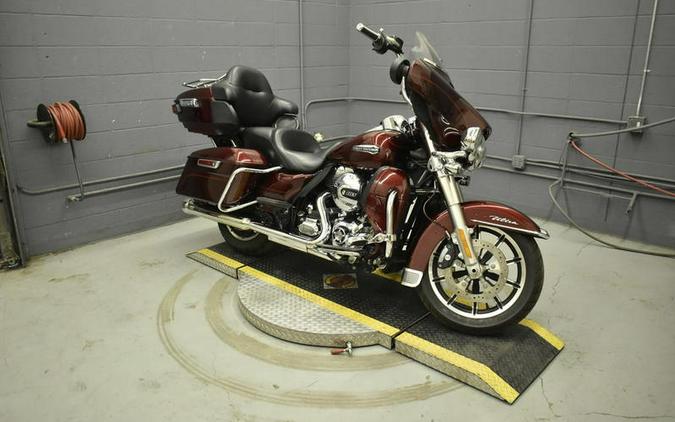 2015 Harley-Davidson® FLHTCU - Electra Glide® Ultra Classic®