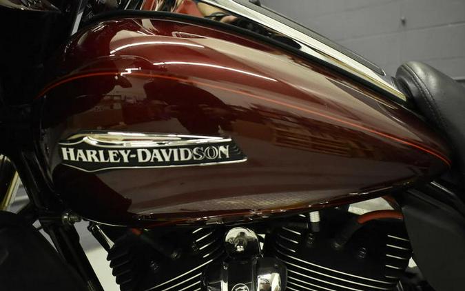 2015 Harley-Davidson® FLHTCU - Electra Glide® Ultra Classic®