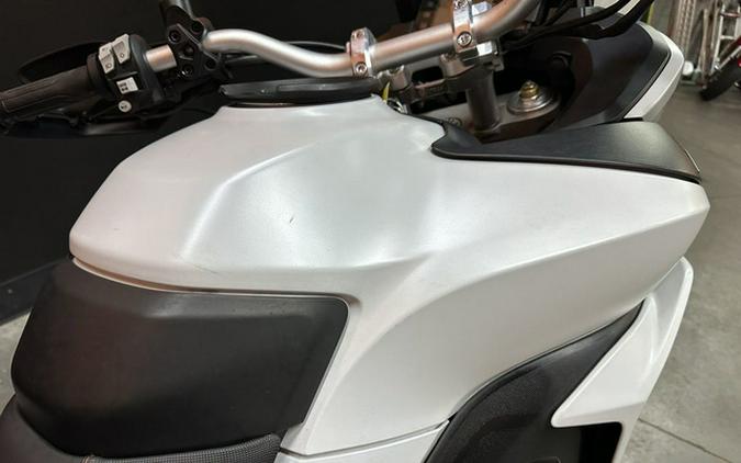 2017 Ducati Multistrada 950 Star White Silk