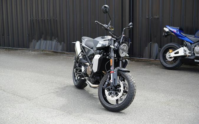 2025 Husqvarna Motorcycles SVARTPILEN 801