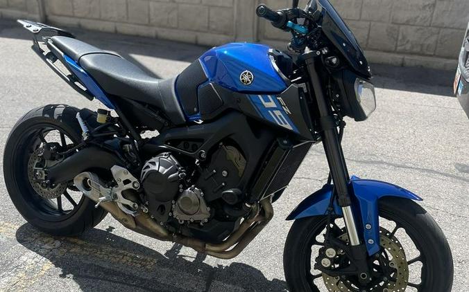 2016 Yamaha FZ-09