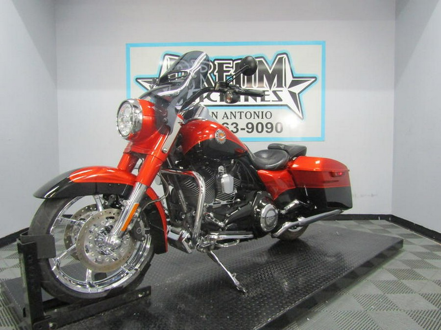 2014 Harley-Davidson® FLHRSE - CVO™ Road King®