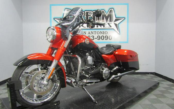 2014 Harley-Davidson® FLHRSE - CVO™ Road King®