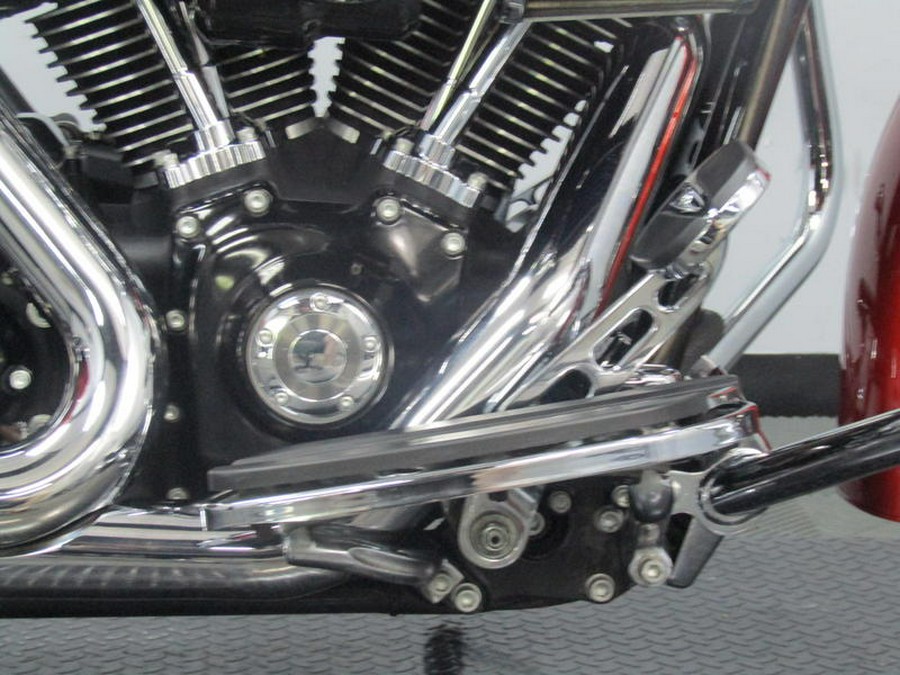 2014 Harley-Davidson® FLHRSE - CVO™ Road King®