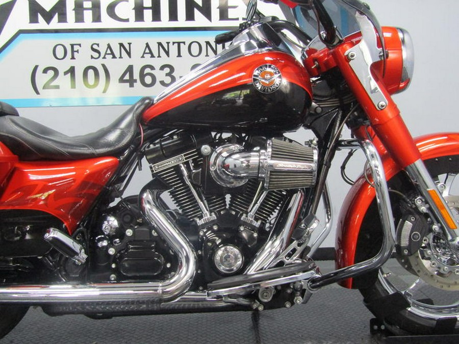 2014 Harley-Davidson® FLHRSE - CVO™ Road King®