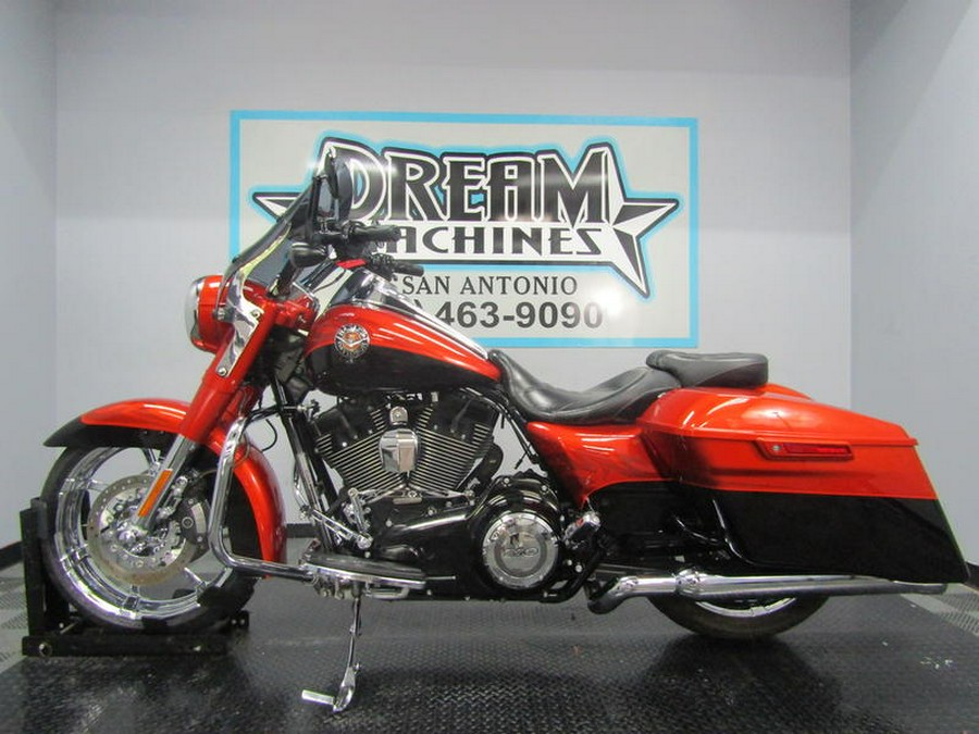 2014 Harley-Davidson® FLHRSE - CVO™ Road King®