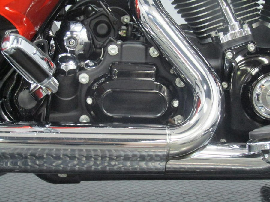 2014 Harley-Davidson® FLHRSE - CVO™ Road King®