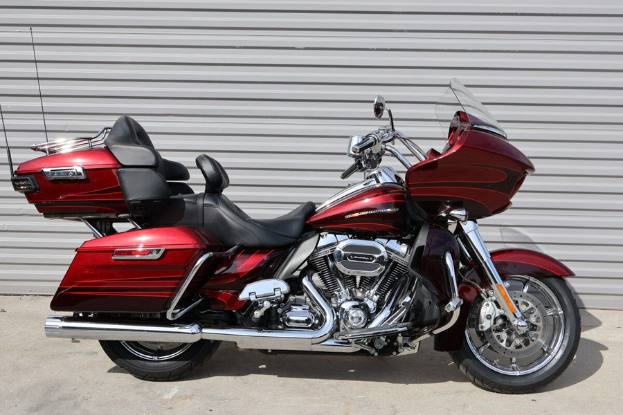 2015 Harley-Davidson Road Glide Ultra CVO