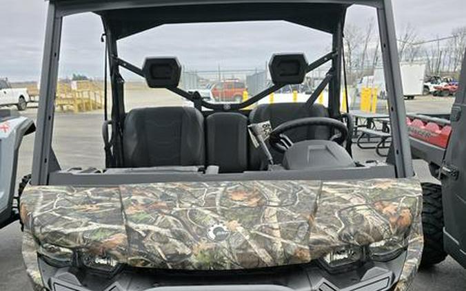 2025 Can-Am® Defender XT HD10