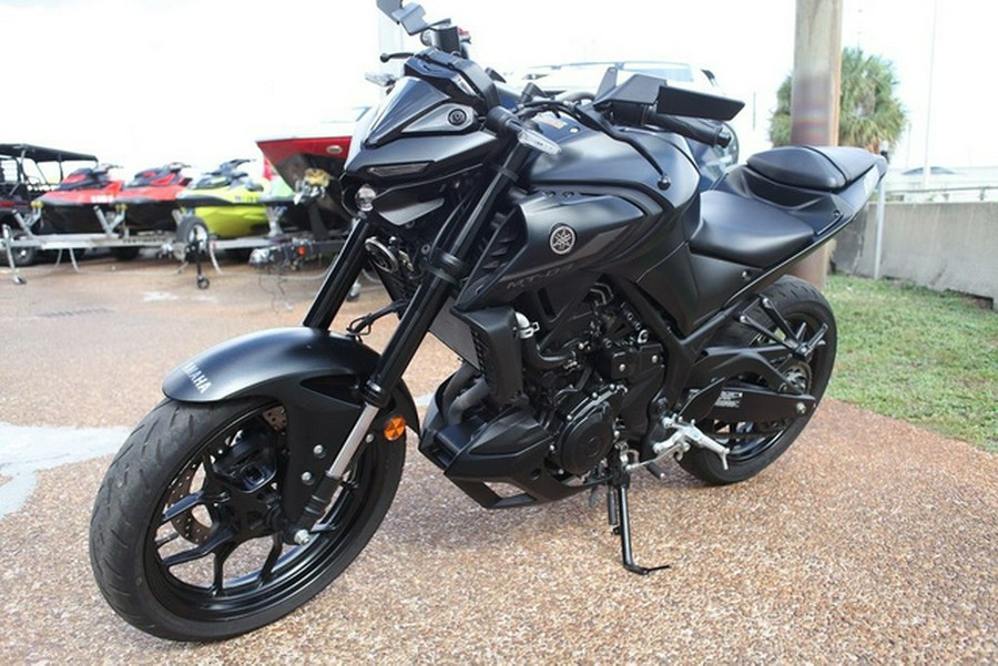 2023 Yamaha MT-03 03