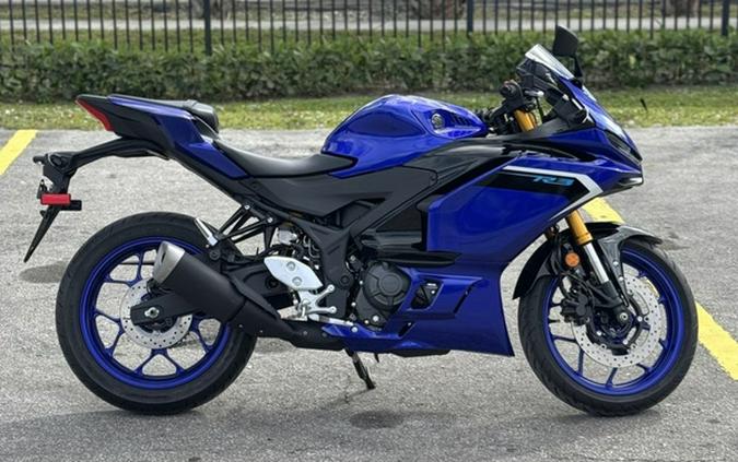 2025 Yamaha YZF R3