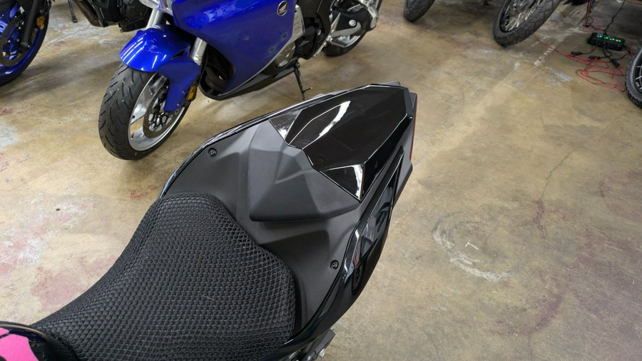 2024 Kawasaki Ninja 500