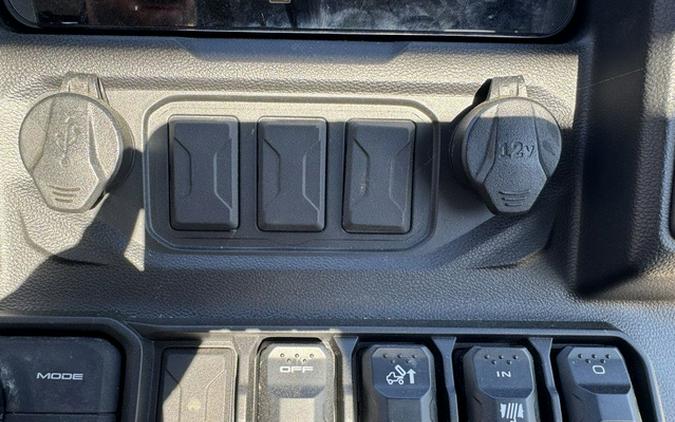 2025 CFMOTO UFORCE U10 Pro