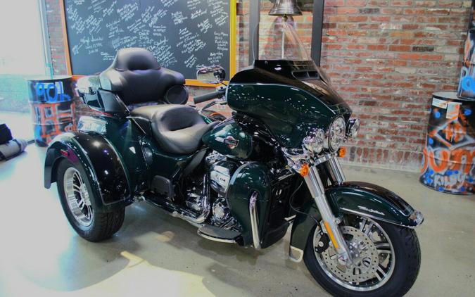 2024 Harley-Davidson Tri Glide Ultra Alpine Green / Vivid Black