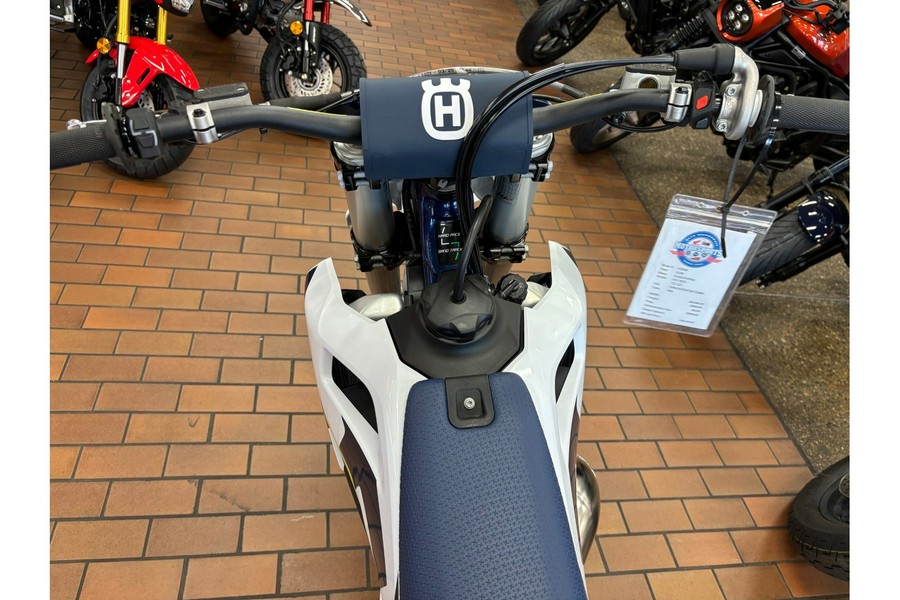 2026 Husqvarna Motorcycles TC 125