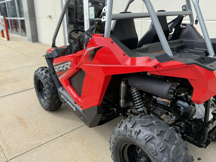 2026 Polaris RZR 200 EFI