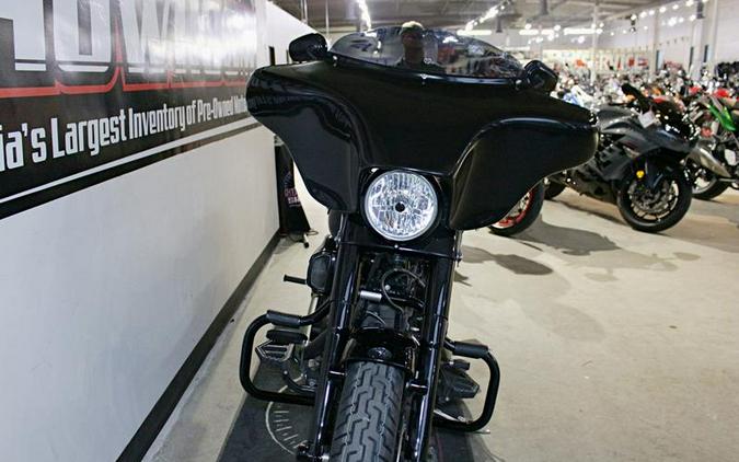 2016 Harley-Davidson® FLSS - Softail Slim® S